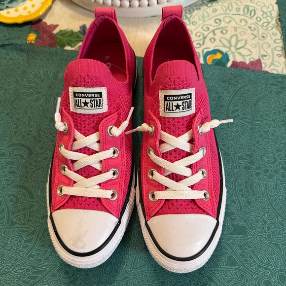 Converse All Stars in Hot pink Size 8 - Picture 1 of 4